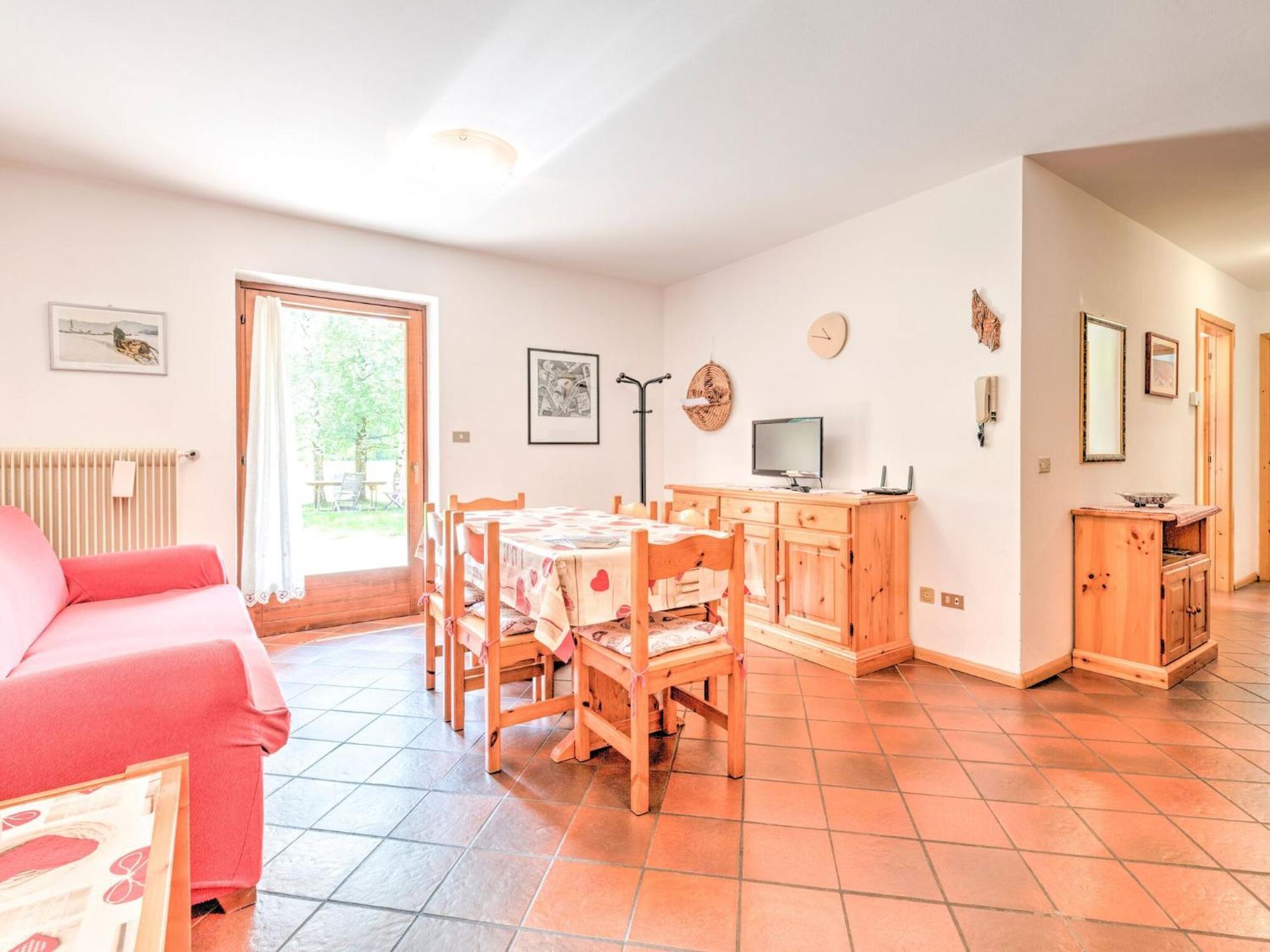 Spacious Chalet With Garden Near Ski Area In Tyrol Pozza di Fassa Exterior photo